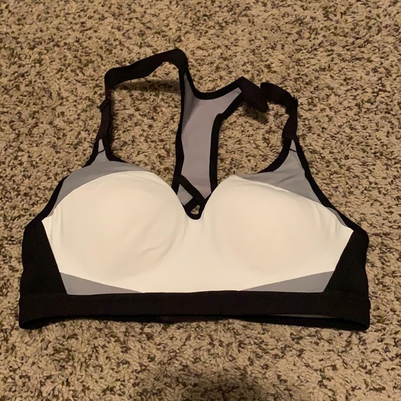Victoria's Secret Other - Victoria’s Secret Incredible Sports Bra